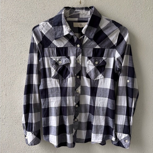 Thread & Supply Tops - Thread & Supply Navy/White Check Button Up Long Sleeve Women Size‎ L Pockets